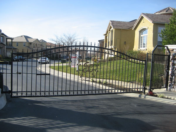 Community Entry Gates Malibu