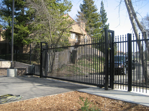 Community Entry Gates Malibu